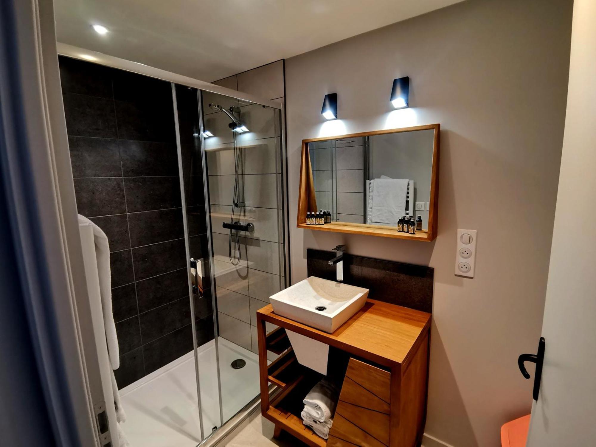 Hotel Logis Le Beau Site