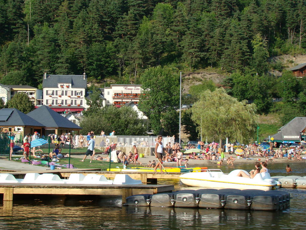 Hotel Logis Hotel Le Beau Site Chambon-sur-Lac